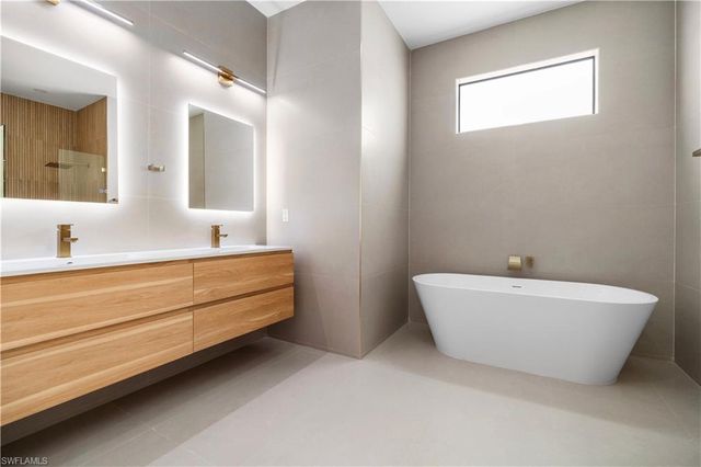 3539 41st PL, Cape Coral, FL 33993