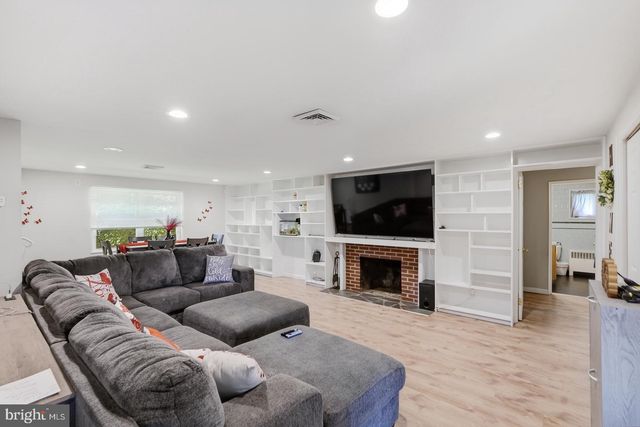 1454 SICKLERVILLE RD, Sicklerville, NJ 08081