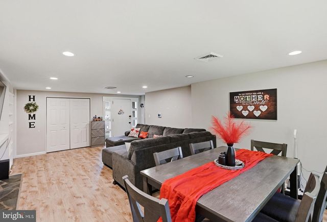 1454 SICKLERVILLE RD, Sicklerville, NJ 08081