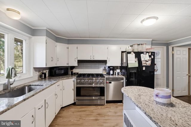 1454 SICKLERVILLE RD, Sicklerville, NJ 08081