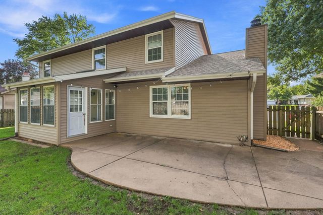 5721 Fillmore Street, Davenport, IA 52806