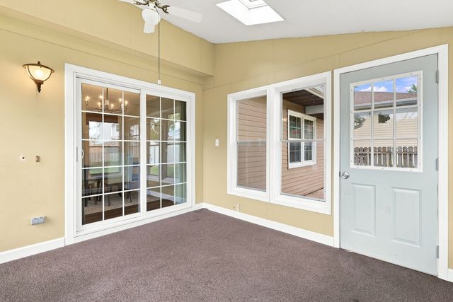 5721 Fillmore Street, Davenport, IA 52806
