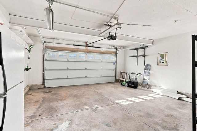 5721 Fillmore Street, Davenport, IA 52806