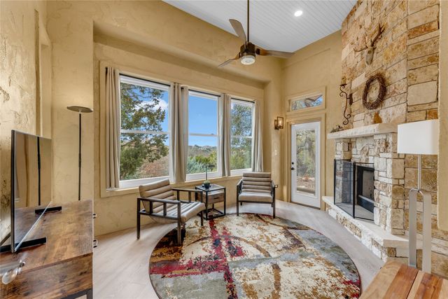413 Rock House Drive, Liberty Hill, TX 78642