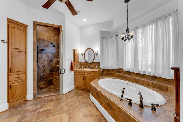 413 Rock House Drive, Liberty Hill, TX 78642