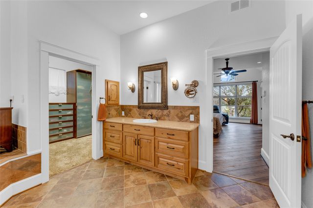 413 Rock House Drive, Liberty Hill, TX 78642