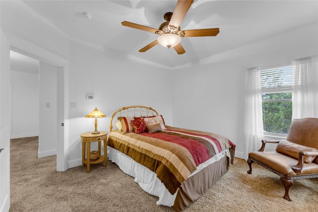413 Rock House Drive, Liberty Hill, TX 78642