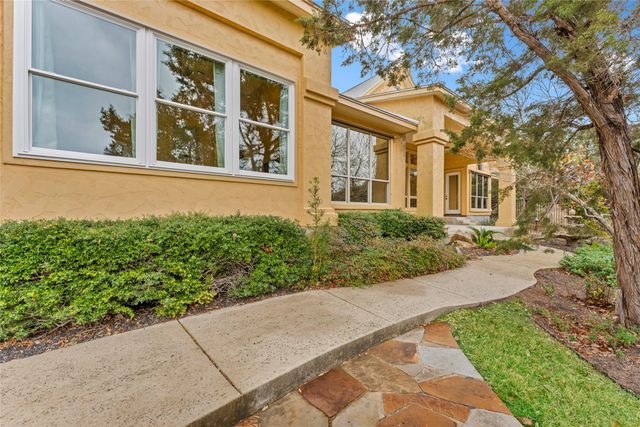 413 Rock House Drive, Liberty Hill, TX 78642