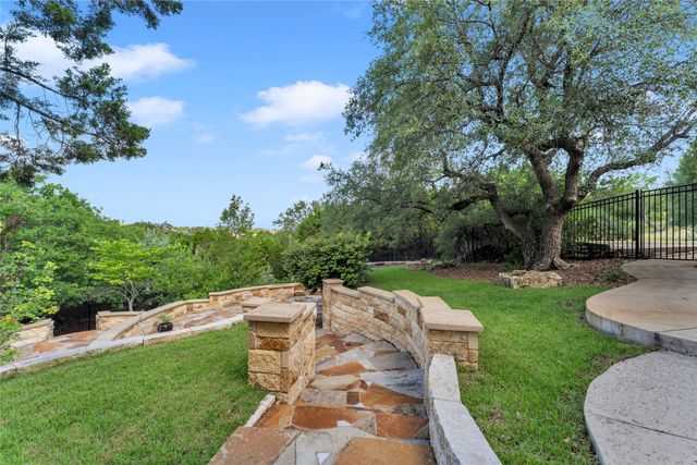 413 Rock House Drive, Liberty Hill, TX 78642