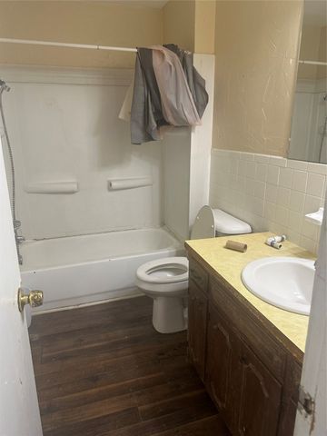1721 W Walker Street, Denison, TX 75020