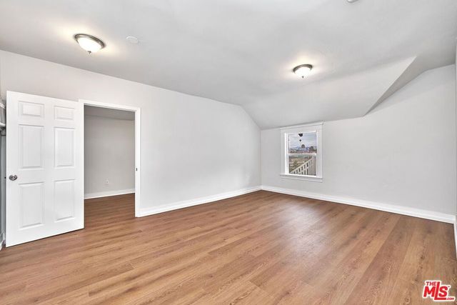 2205 S Hobart Boulevard, Los Angeles, CA 90018