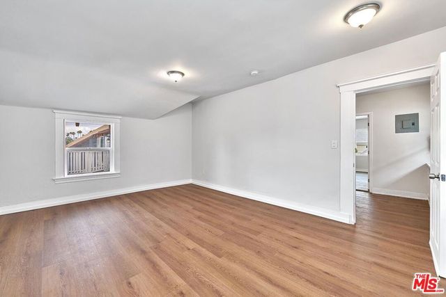 2205 S Hobart Boulevard, Los Angeles, CA 90018