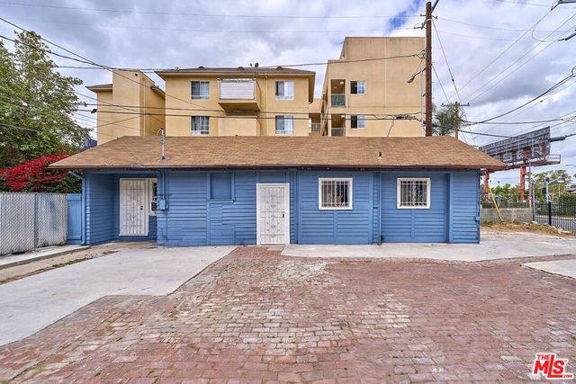 2205 S Hobart Boulevard, Los Angeles, CA 90018