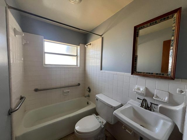 2426 Seneca Avenue, Fort Pierce, FL 34946