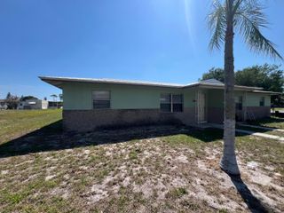2426 Seneca Avenue, Fort Pierce, FL 34946