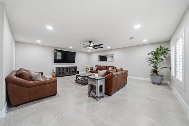 25518 Decker Prairie Rosehill Road, Magnolia, TX 77355