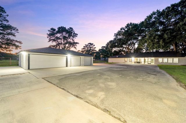 25518 Decker Prairie Rosehill Road, Magnolia, TX 77355