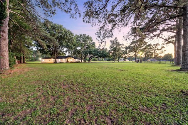 25518 Decker Prairie Rosehill Road, Magnolia, TX 77355