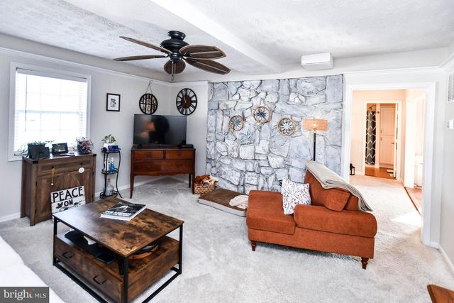 823 SELBY BLVD, Edgewater, MD 21037