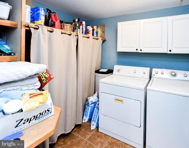 823 SELBY BLVD, Edgewater, MD 21037