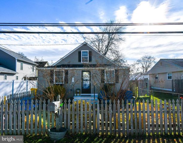 823 SELBY BLVD, Edgewater, MD 21037