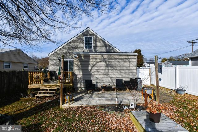 823 SELBY BLVD, Edgewater, MD 21037