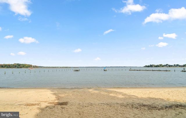 823 SELBY BLVD, Edgewater, MD 21037