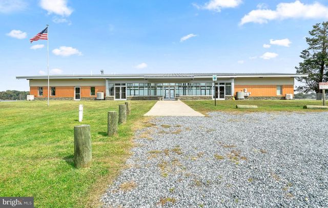 823 SELBY BLVD, Edgewater, MD 21037