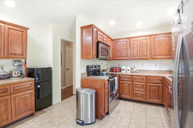 220 Sandy Hills Lane, Corbin, KY 40701