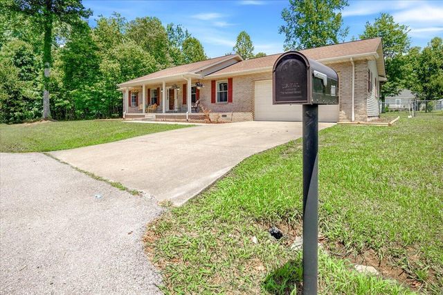 220 Sandy Hills Lane, Corbin, KY 40701