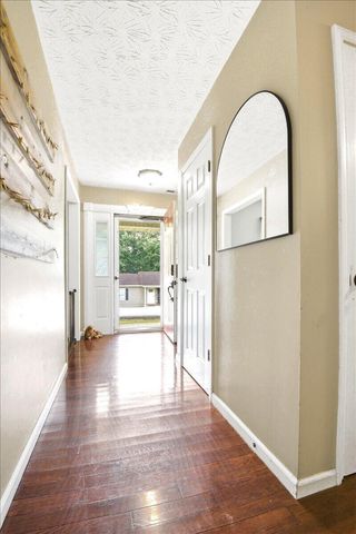 220 Sandy Hills Lane, Corbin, KY 40701
