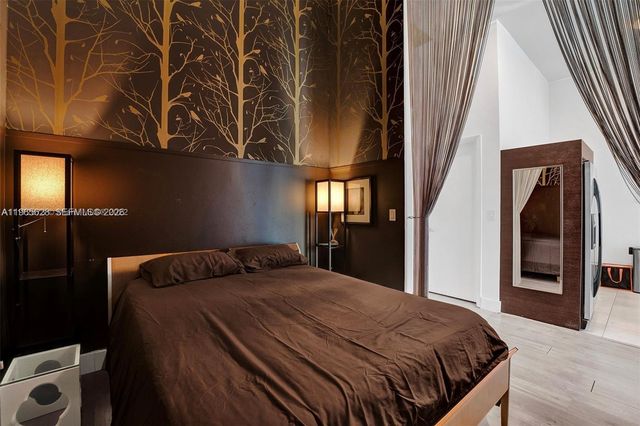 1900 N Bayshore Dr 508, Miami, FL 33132