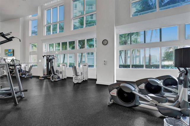 1900 N Bayshore Dr 508, Miami, FL 33132