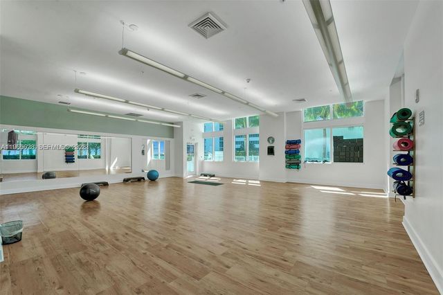 1900 N Bayshore Dr 508, Miami, FL 33132