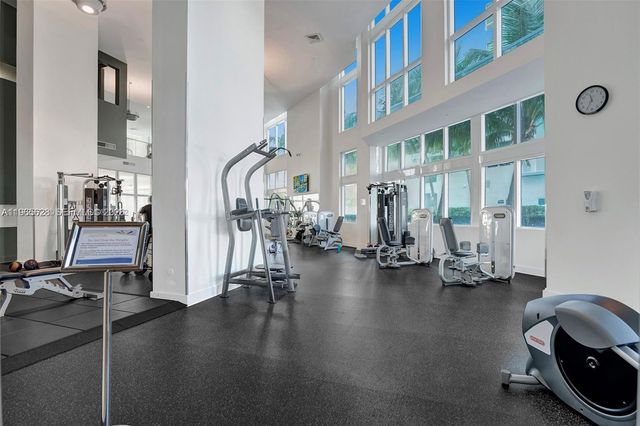 1900 N Bayshore Dr 508, Miami, FL 33132