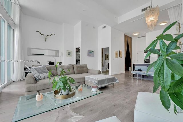 1900 N Bayshore Dr 508, Miami, FL 33132