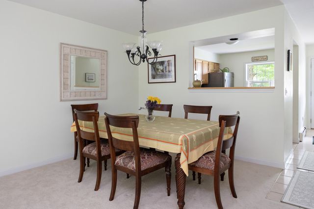 34 Pointe Drive, Essex, VT 05452