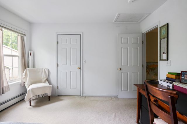 34 Pointe Drive, Essex, VT 05452