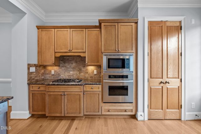 215 Old Franklin Grove Drive, Chapel Hill, NC 27514