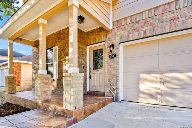 8530 Cheyenne Blf, Converse, TX 78109