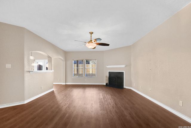 8530 Cheyenne Blf, Converse, TX 78109