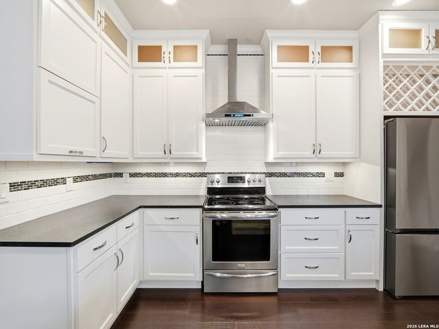 8543 NORTHVIEW PASS, Fair Oaks Ranch, TX 78015
