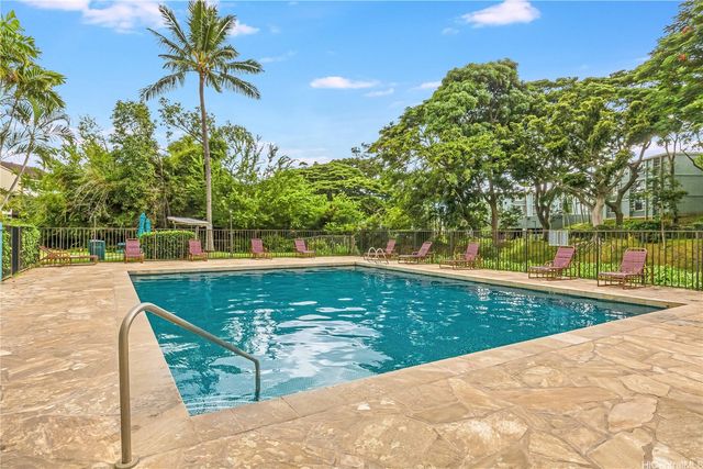 98-402 Koauka Loop 311, Aiea, HI 96701