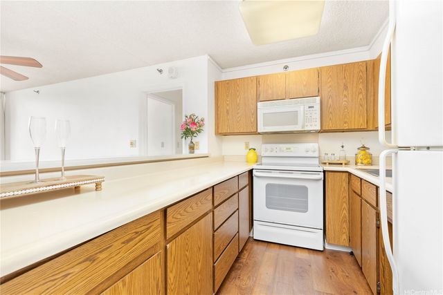 98-402 Koauka Loop 311, Aiea, HI 96701