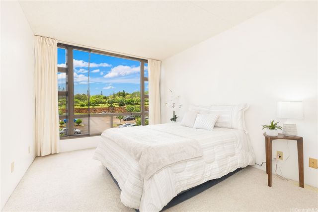98-402 Koauka Loop 311, Aiea, HI 96701