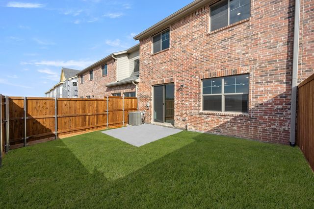 4611 Hawks Trail, Oak Point, TX 75068