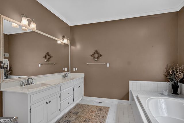 413 Ashford Circle, Lagrange, GA 30240