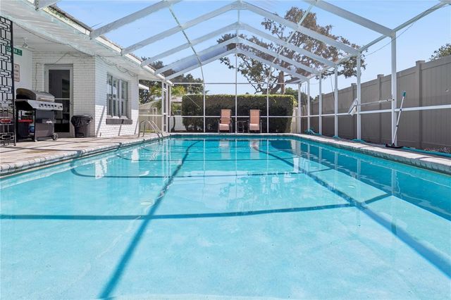 2925 E LAKE HARTRIDGE DRIVE, Winter Haven, FL 33881