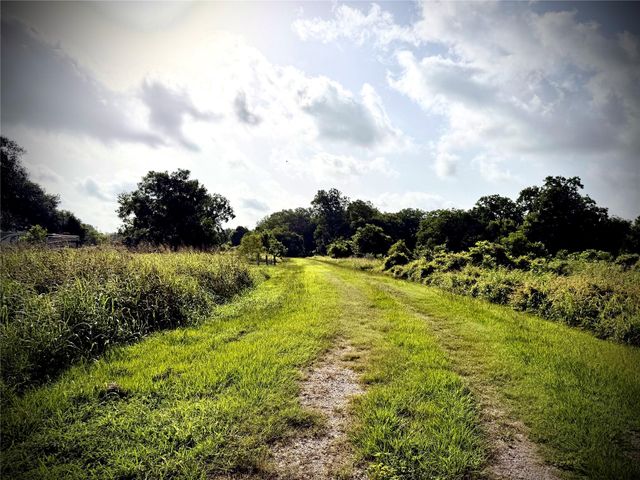 0 Fm 442, Boling, TX 77420