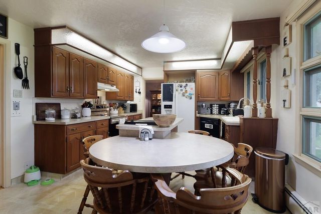843 Baxter Rd, Pueblo, CO 81006